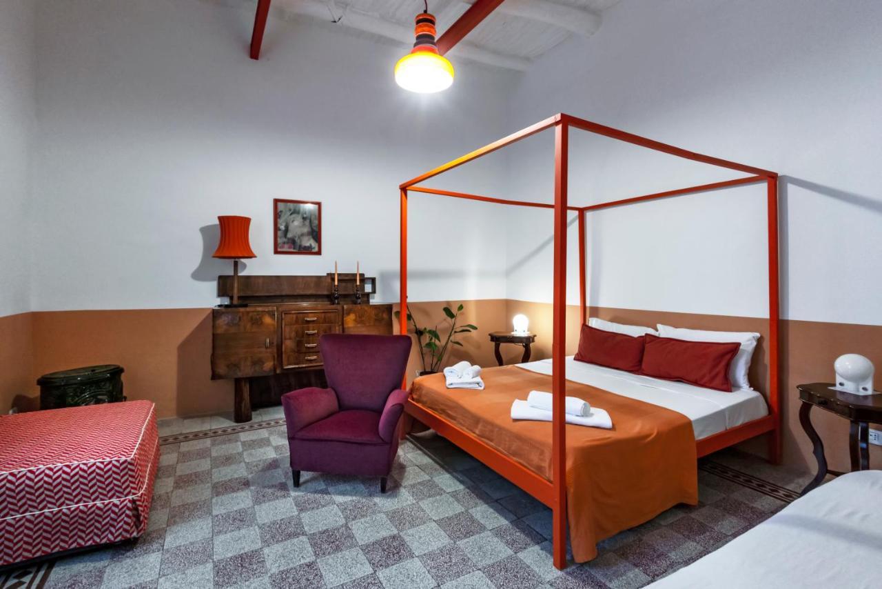 Charming Apartment With Balcony In The Historic Center Νάπολη Εξωτερικό φωτογραφία