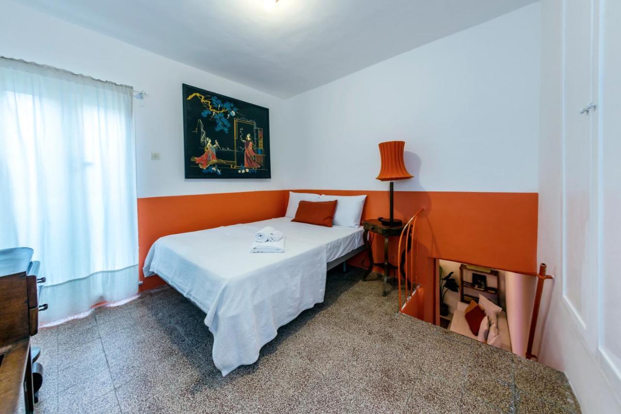 Charming Apartment With Balcony In The Historic Center Νάπολη Εξωτερικό φωτογραφία