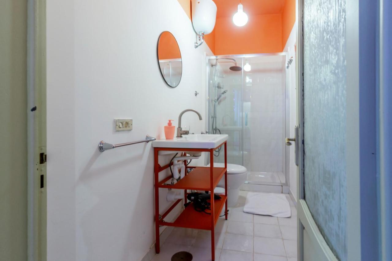 Charming Apartment With Balcony In The Historic Center Νάπολη Εξωτερικό φωτογραφία